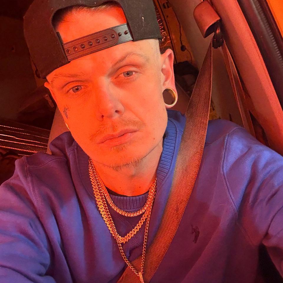 BF