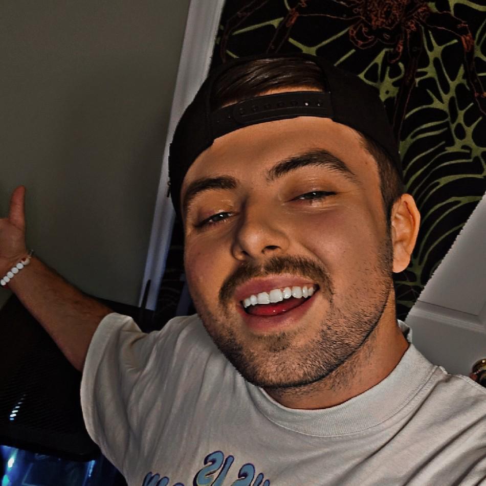 CM